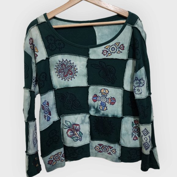 Vintage Tops - Vintage Y2K Lizzie Mcguire Inspired Patchwork Long Sleeve Boxy Crop Top X-Large